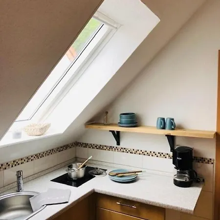 Ferienwohnung In Der Innenstadt, 1 - #a33107 아파트 하일리겐하펜